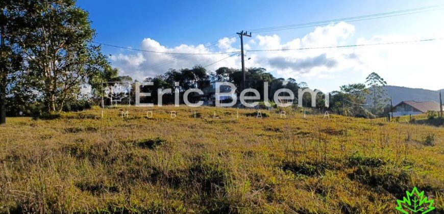 Bela chácara no Condomínio Golf Santa Rita – Rancho Queimado – SC