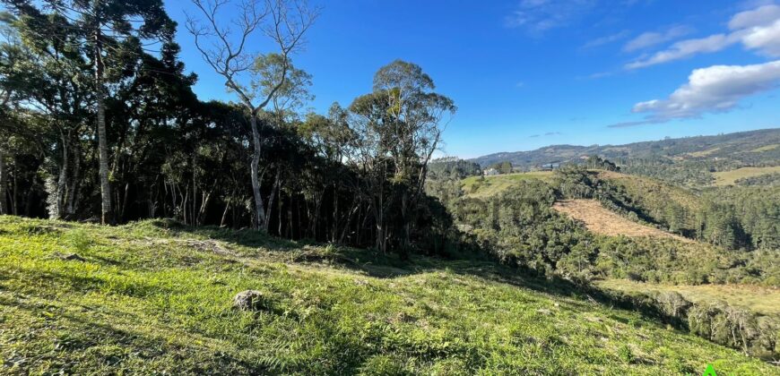 Chácara com vista. Condomínio Costa da Serra – Rancho Queimado – SC – J17