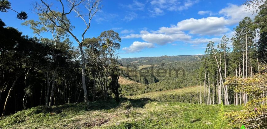 Chácara com vista. Condomínio Costa da Serra – Rancho Queimado – SC – J17