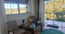 Casa com vista e Araucárias. Perfeita para a família – Condomínio Amigos do Rancho – Rancho Queimado – SC
