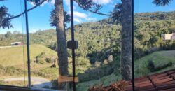 Casa com vista e Araucárias. Perfeita para a família – Condomínio Amigos do Rancho – Rancho Queimado – SC