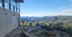 Casa com vista e Araucárias. Perfeita para a família – Condomínio Amigos do Rancho – Rancho Queimado – SC