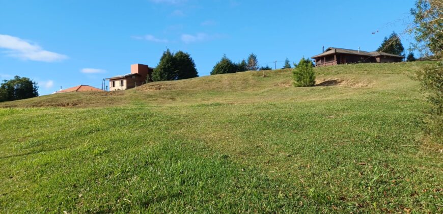 Chácara com 4.149m², plano e vista excepcional no Condomínio Amigos do Rancho – Rancho Queimado – SC – D4