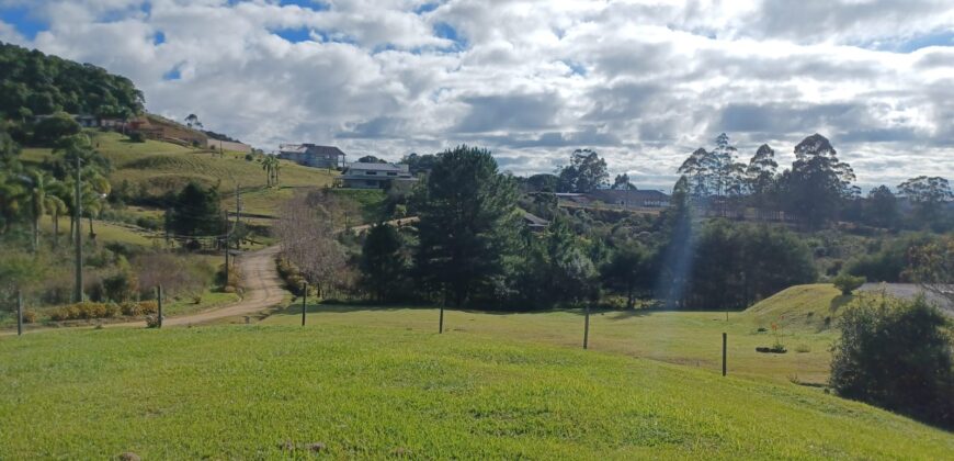 Chácara com 4.149m², plano e vista excepcional no Condomínio Amigos do Rancho – Rancho Queimado – SC – D4