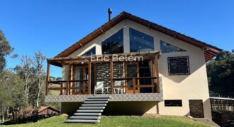 Belíssima Casa no Condomínio Jardim da Serra – Rancho Queimado/SC