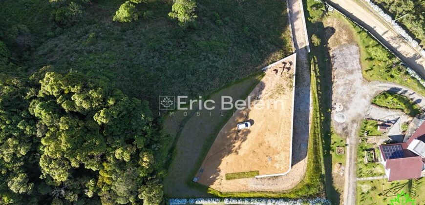 Terreno de 2.569m² no Condomínio Amigos do Rancho – B 10 – Projeto Aprovado