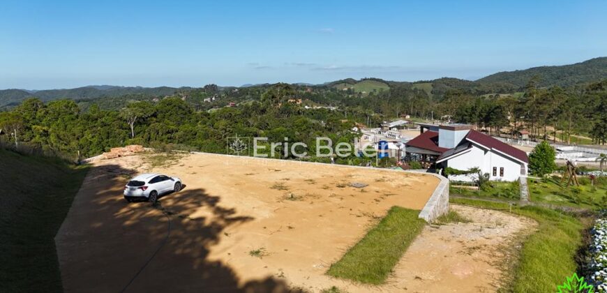 Terreno de 2.569m² no Condomínio Amigos do Rancho – B 10 – Projeto Aprovado