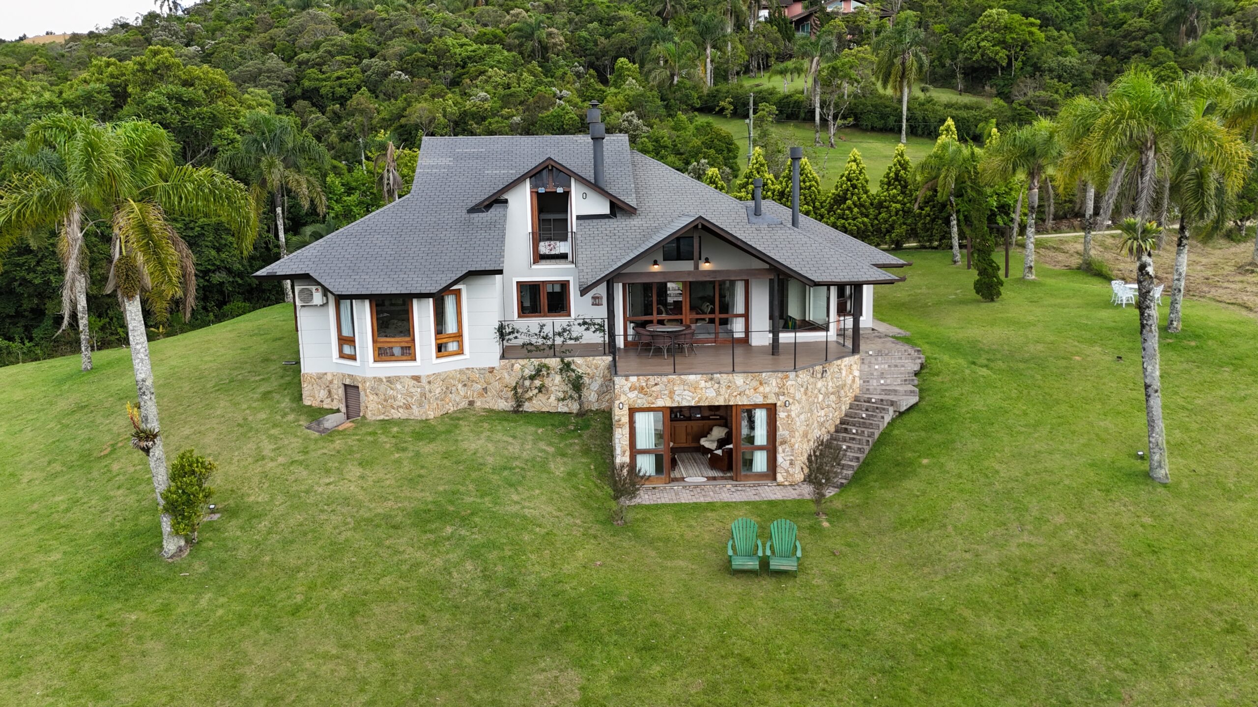 Casa preparada para a sua família no Condomínio Amigos do Rancho – L15