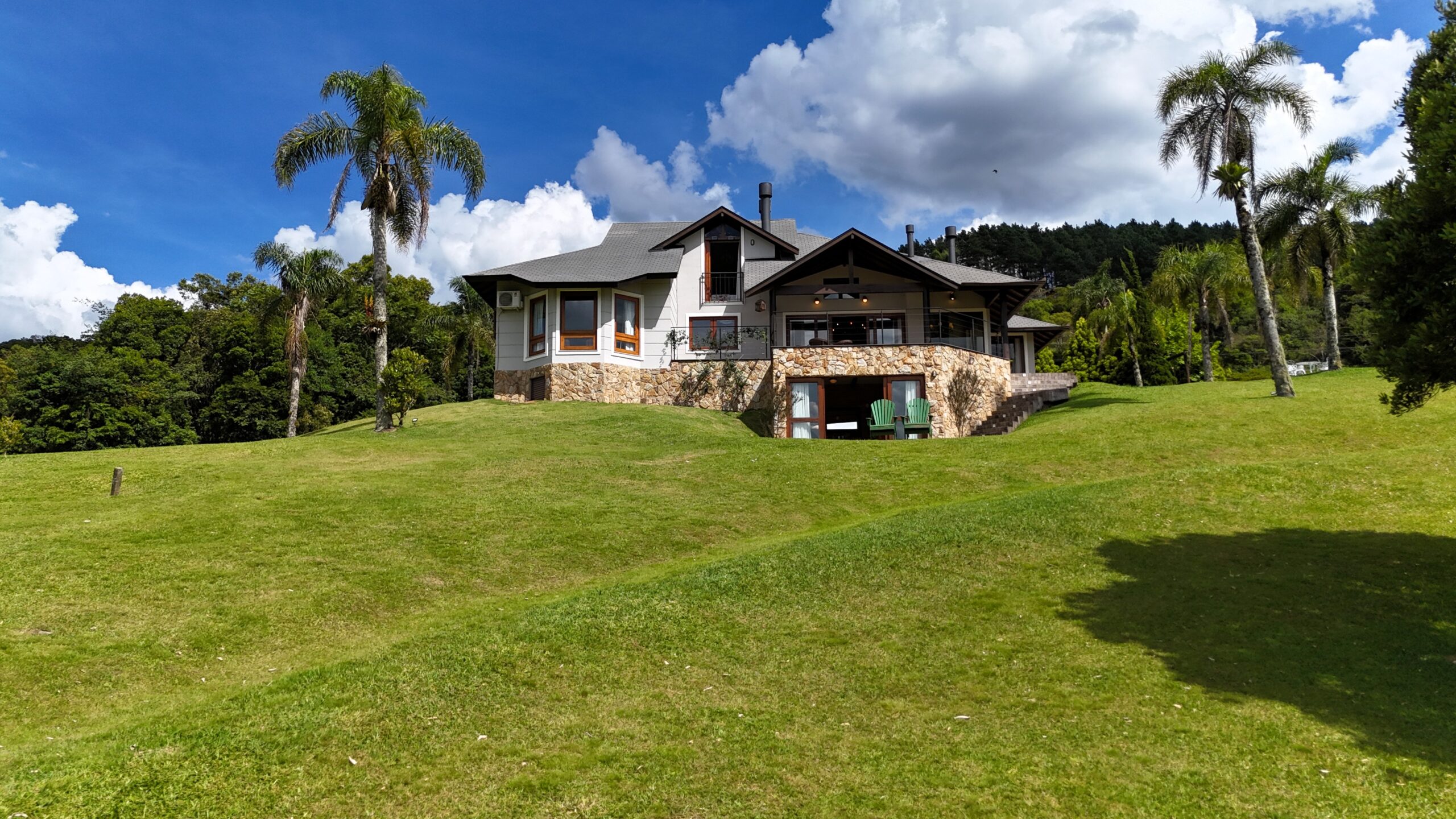Casa preparada para a sua família no Condomínio Amigos do Rancho – L15