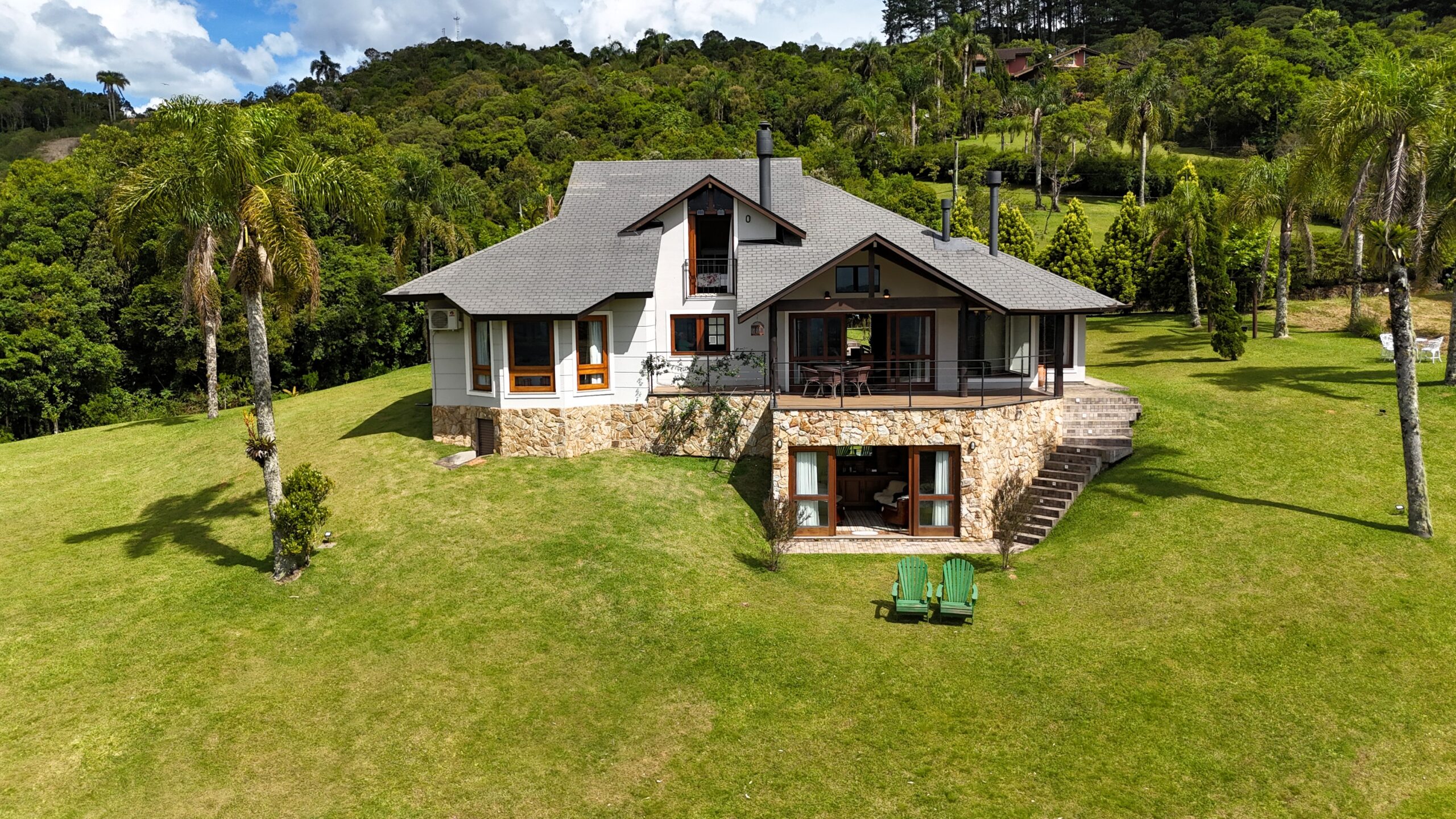 Casa preparada para a sua família no Condomínio Amigos do Rancho – L15