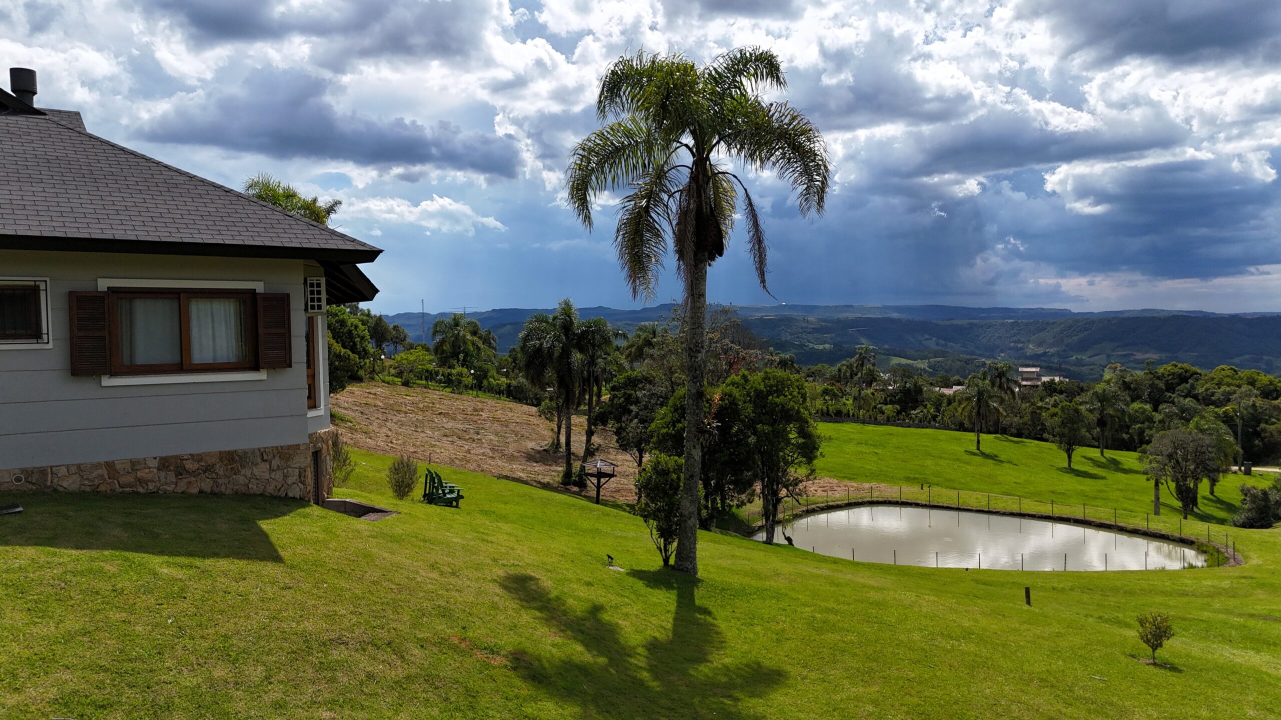 Casa preparada para a sua família no Condomínio Amigos do Rancho – L15