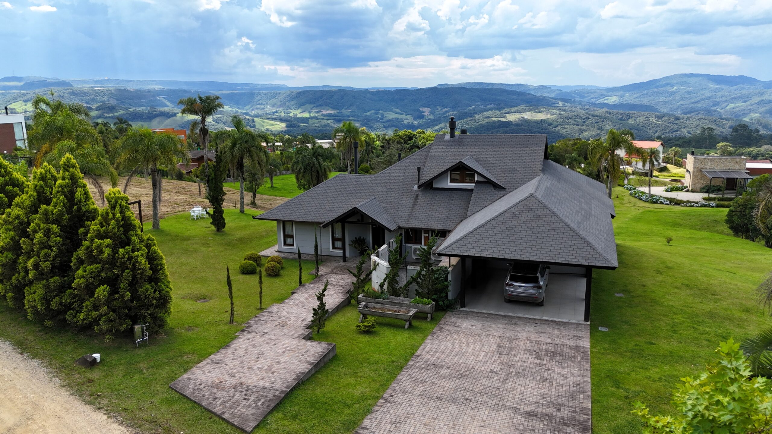 Casa preparada para a sua família no Condomínio Amigos do Rancho – L15