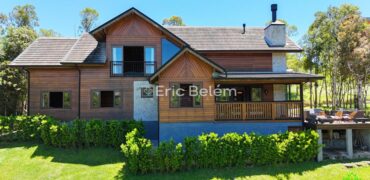 Casa Aconchegante de 230m² no Condomínio Lago Negro – Rancho Queimado/SC