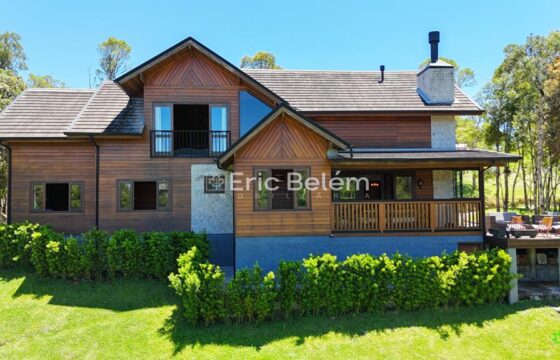 Casa Aconchegante de 230m² no Condomínio Lago Negro – Rancho Queimado/SC
