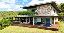 Residência maravilhosa, com vista esplêndida, No condomínio Jardim da Serra – 150