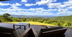 Residência maravilhosa, com vista esplêndida, No condomínio Jardim da Serra – 150