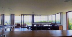 Residência maravilhosa, com vista esplêndida, No condomínio Jardim da Serra – 150