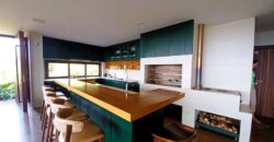 Residência maravilhosa, com vista esplêndida, No condomínio Jardim da Serra – 150