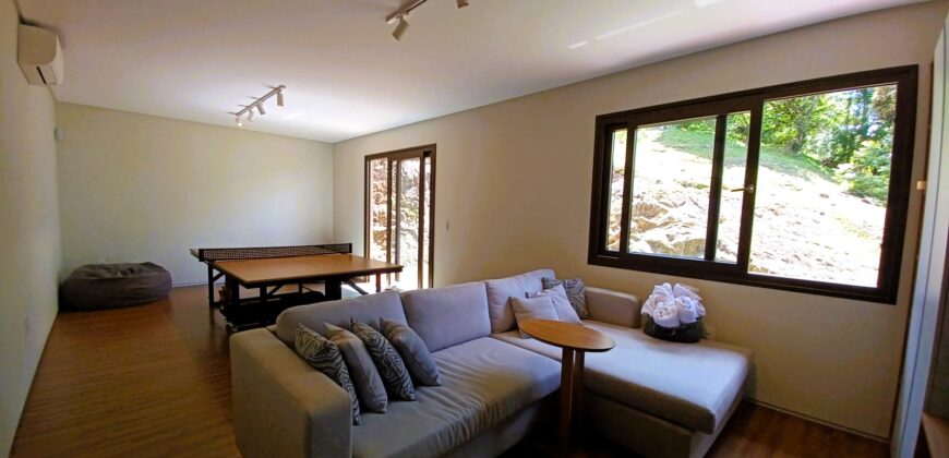 Residência maravilhosa, com vista esplêndida, No condomínio Jardim da Serra – 150