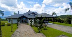 Casa preparada para a sua família no Condomínio Amigos do Rancho – L15