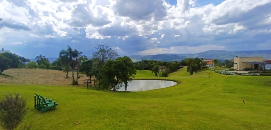 Casa preparada para a sua família no Condomínio Amigos do Rancho – L15