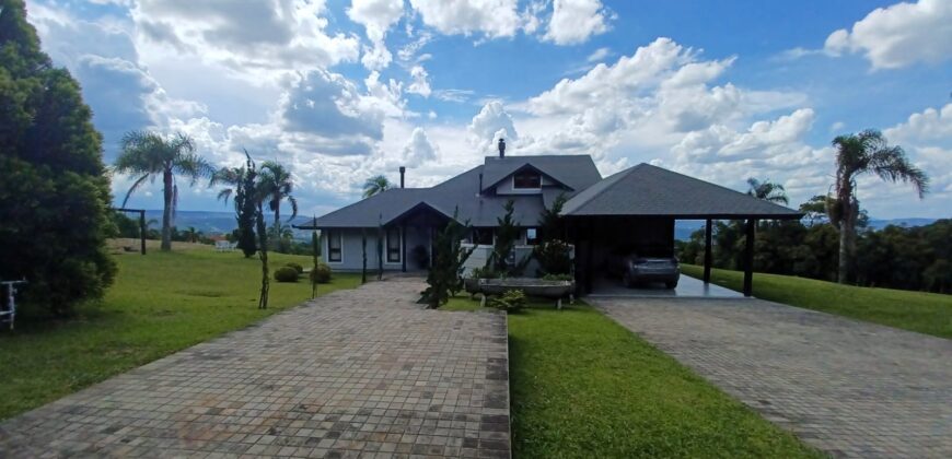 Casa preparada para a sua família no Condomínio Amigos do Rancho – L15