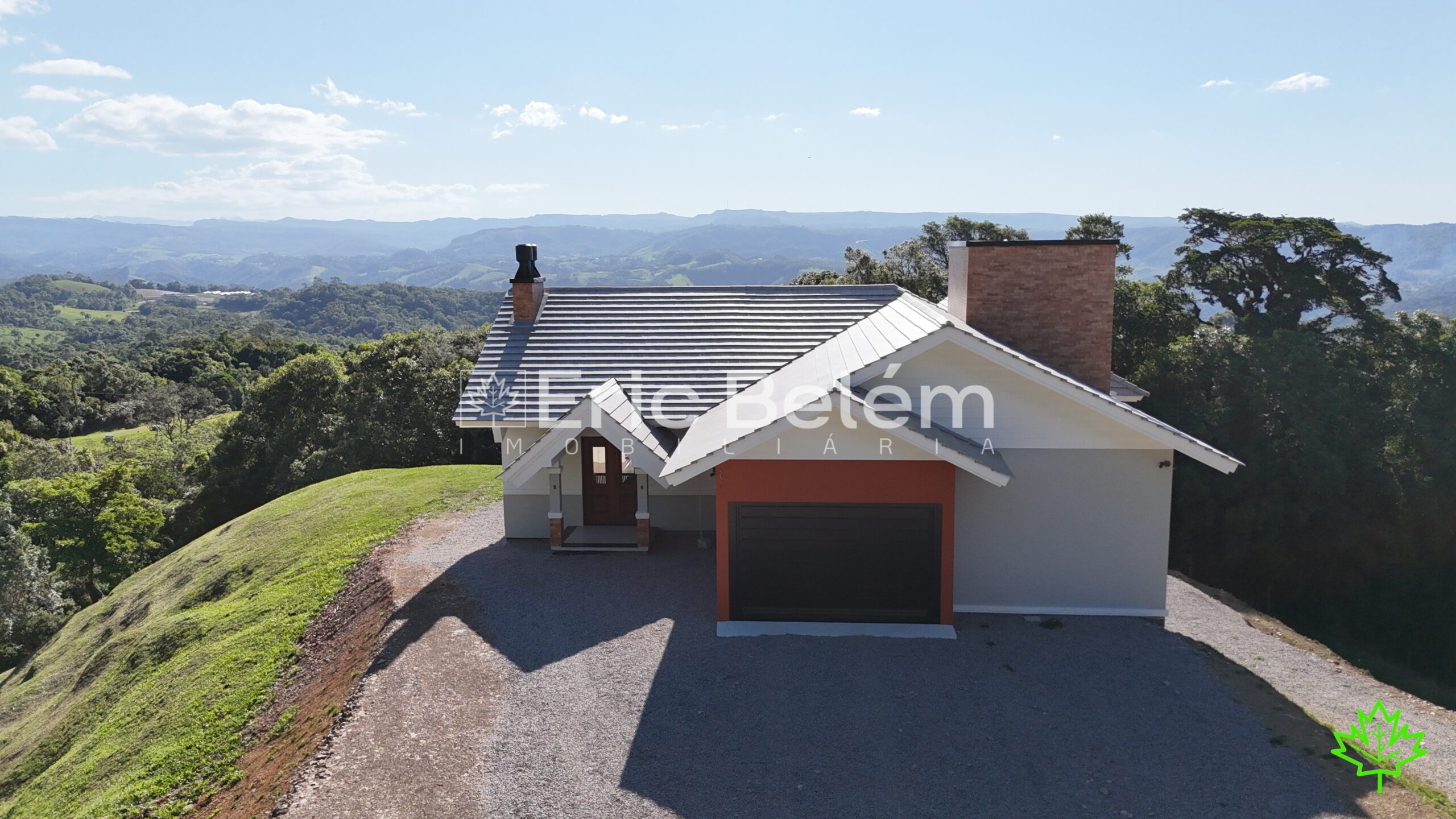 Casa Nova Averbada com 208m² em Terreno de 4.020m² – Condomínio Amigos do Rancho, Rancho Queimado/SC