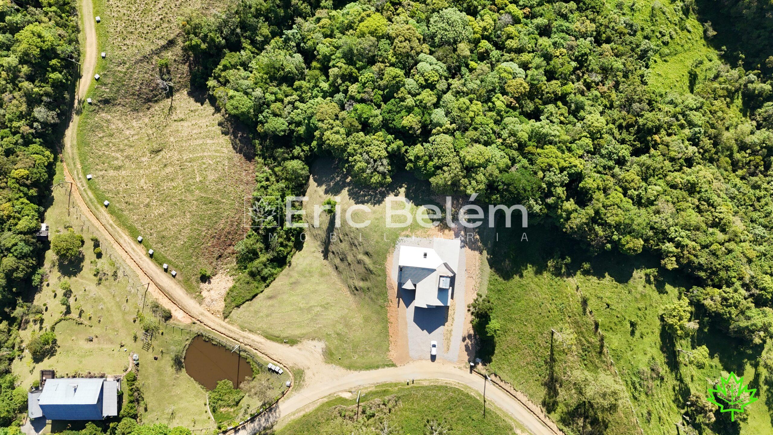 Casa Nova Averbada com 208m² em Terreno de 4.020m² – Condomínio Amigos do Rancho, Rancho Queimado/SC