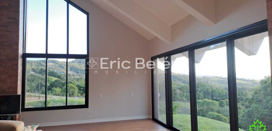 Casa Nova Averbada com 208m² em Terreno de 4.020m² – Condomínio Amigos do Rancho, Rancho Queimado/SC