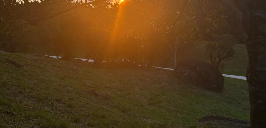 Maravilhoso terreno no Village da Montanha