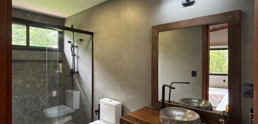 Charmosa Casa em Condominio Palo Alto