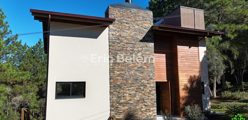 Casa em Angelim e Alvenaria com Vista para o Nascer do Sol – Village da Montanha | Vila da Cachoeira – Rancho Queimado/SC