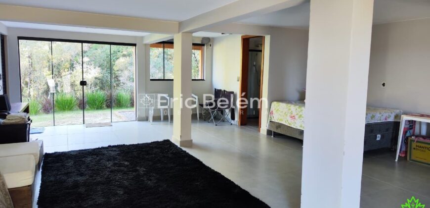 Casa em Angelim e Alvenaria com Vista para o Nascer do Sol – Village da Montanha | Vila da Cachoeira – Rancho Queimado/SC