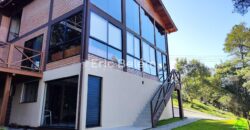 Casa em Angelim e Alvenaria com Vista para o Nascer do Sol – Village da Montanha | Vila da Cachoeira – Rancho Queimado/SC