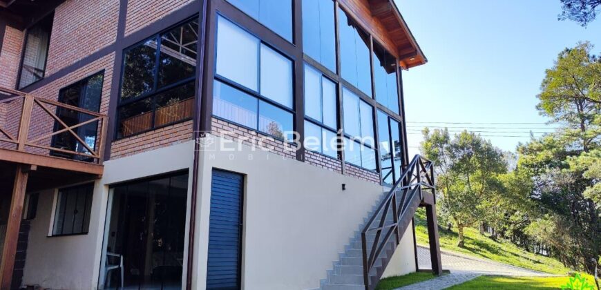 Casa em Angelim e Alvenaria com Vista para o Nascer do Sol – Village da Montanha | Vila da Cachoeira – Rancho Queimado/SC