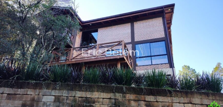 Casa em Angelim e Alvenaria com Vista para o Nascer do Sol – Village da Montanha | Vila da Cachoeira – Rancho Queimado/SC