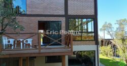 Casa em Angelim e Alvenaria com Vista para o Nascer do Sol – Village da Montanha | Vila da Cachoeira – Rancho Queimado/SC