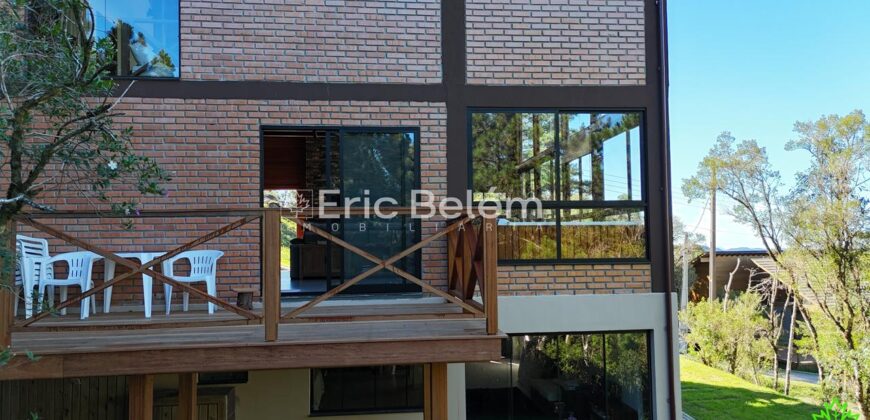 Casa em Angelim e Alvenaria com Vista para o Nascer do Sol – Village da Montanha | Vila da Cachoeira – Rancho Queimado/SC