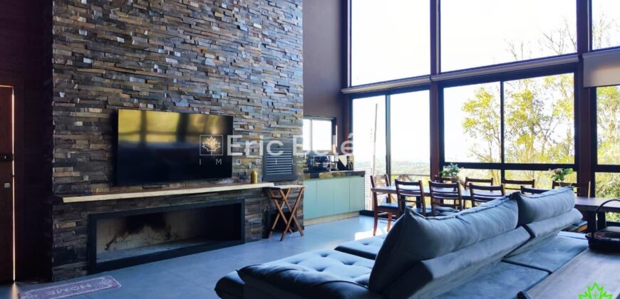 Casa em Angelim e Alvenaria com Vista para o Nascer do Sol – Village da Montanha | Vila da Cachoeira – Rancho Queimado/SC