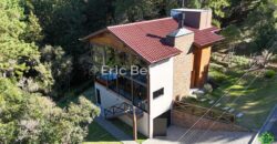 Casa em Angelim e Alvenaria com Vista para o Nascer do Sol – Village da Montanha | Vila da Cachoeira – Rancho Queimado/SC
