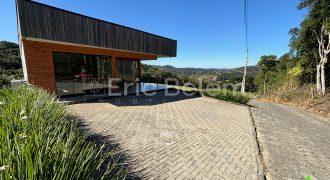 CASA EM MEIO À NATUREZA NO CONDOMÍNIO PALO ALTO – TAQUARAS