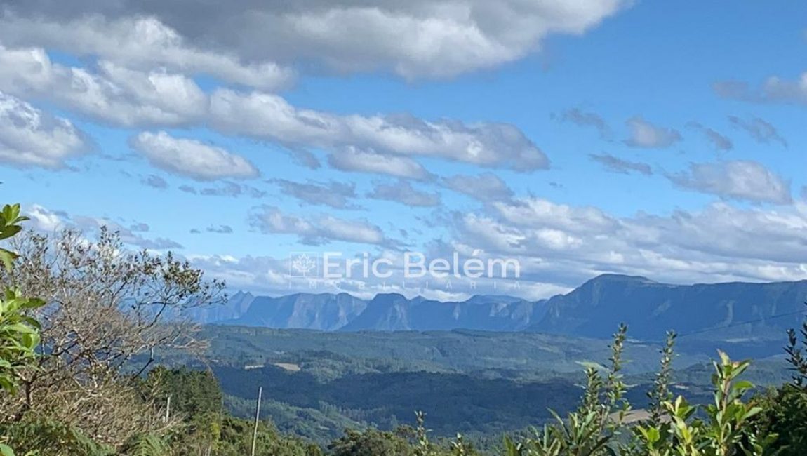 SÍTIO DE 3 HECTARES COM VISTA ESPETACULAR PARA A SERRA GERAL – ANITÁPOLIS/SC