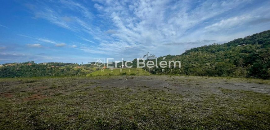 Chácara pronta para construir B4 ar2 – Condomínio Amigos do Rancho – Rancho Queimado