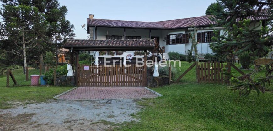 CASA A VENDA NO CONDOMINIO PORTAL DA SERRA – RANCHO QUEIMADO