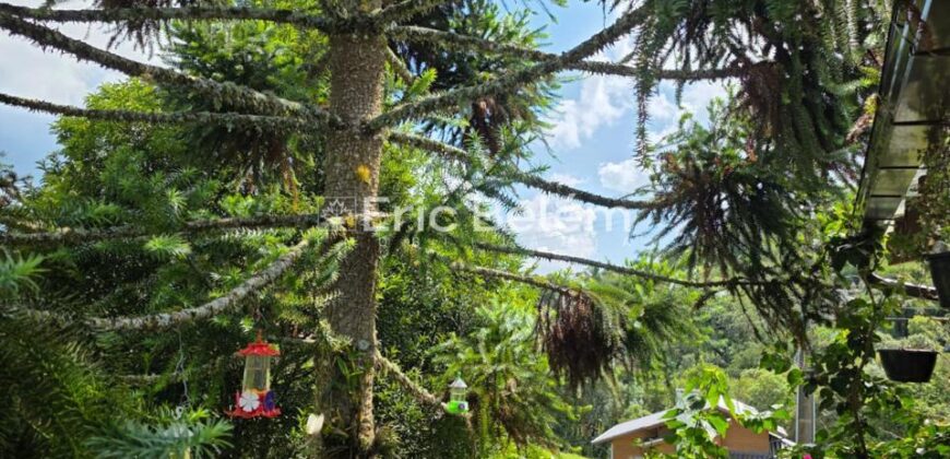 CASA A VENDA NO CONDOMINIO PORTAL DA SERRA – RANCHO QUEIMADO
