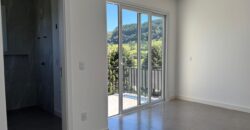 Maravilhosa casa no Condomínio Costa da Serra