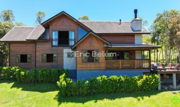 Casa Aconchegante de 230m² no Condomínio Lago Negro – Rancho Queimado/SC