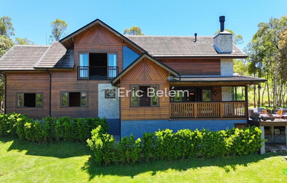 Casa Aconchegante de 230m² no Condomínio Lago Negro – Rancho Queimado/SC
