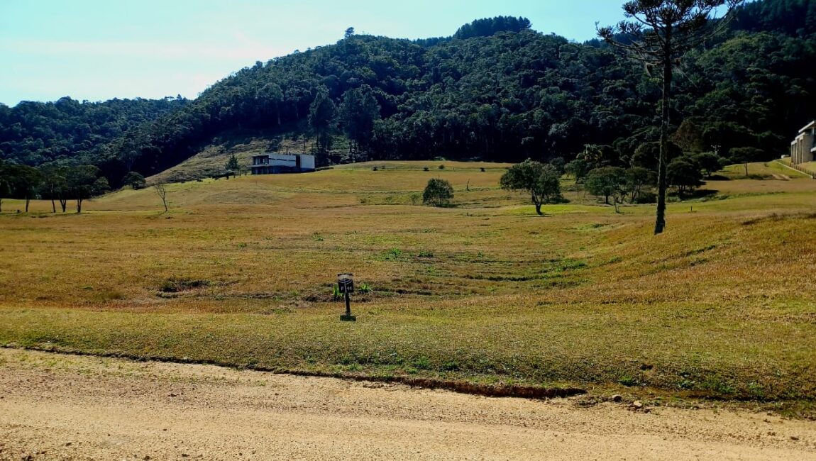 Chácara bem posicionada no Condomínio Costa da Serra, com ótimo valor – Rancho Queimado – SC – F46
