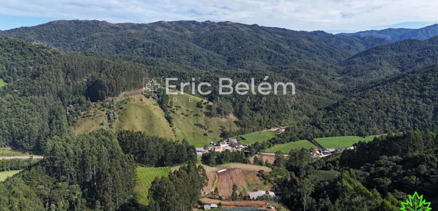 Área de 8 Hectares com Vista Panorâmica e Água Natural – Próximo à SC-108 | Anitápolis/SC